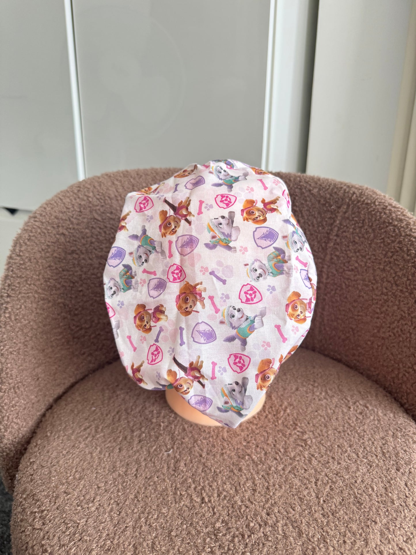 White Paw Patrol Elastic Scrub Hat